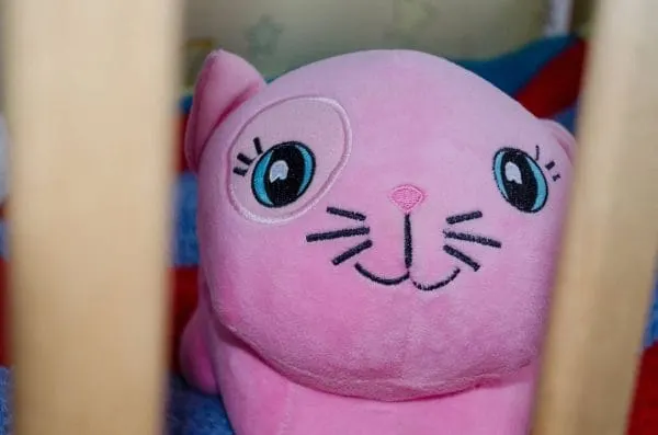 Peluche chat pour enfant : le compagnon câlin style kawaii