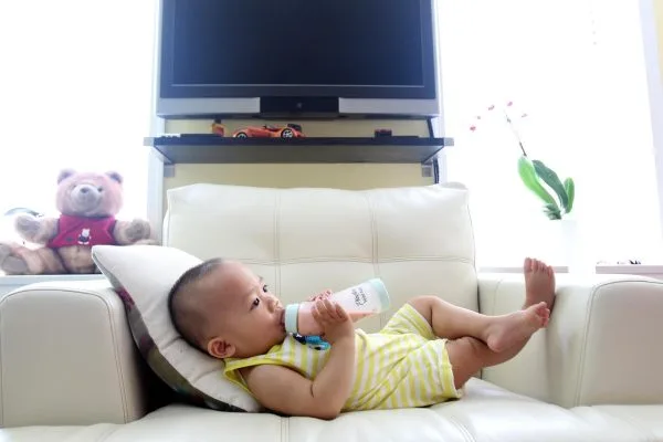 Chauffe biberon portable : la solution pour des repas de bébé toujours chauds, partout Chauffe biberon portable : la solution pour des repas de bébé toujours chauds, partout