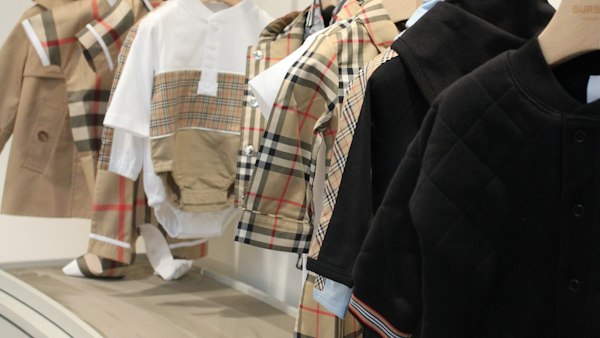 Taille des sous vêtements enfant : comment s’y retrouver entre l’âge et les centimètres ? Taille des sous vêtements enfant : comment s’y retrouver entre l’âge et les centimètres ?